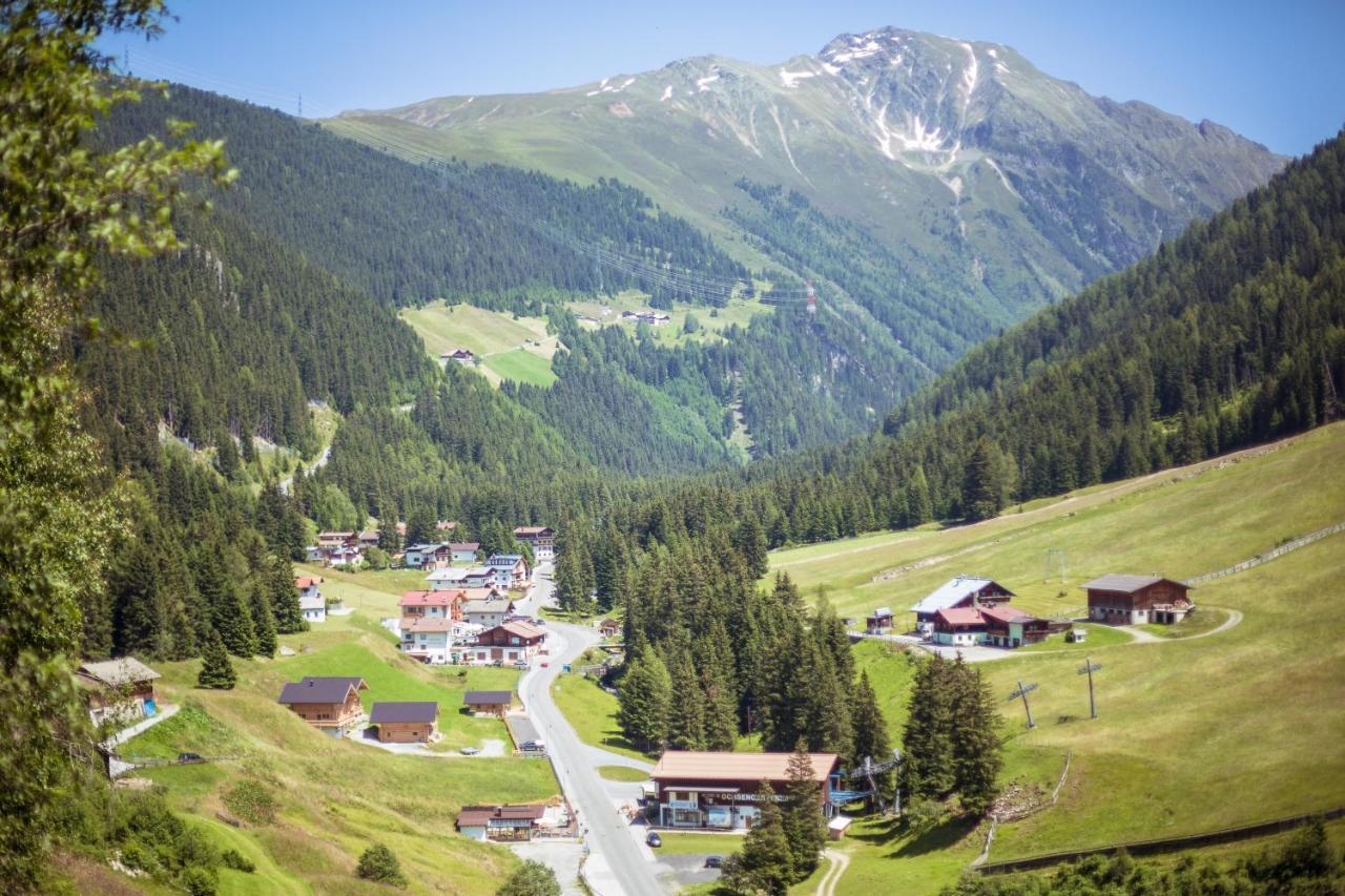 Hotel Gasthof Burkert Oetz Exterior foto